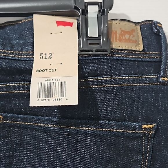 Levi's 512 Slimming Jeans - Picture 4 of 6